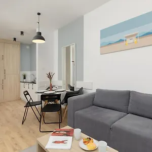  Апартаменты Wola Pet-friendly With Ac Slawinska By Renters
